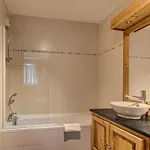 Apartment Le Paradis 2, Alpes Agency, Chamonix, Sleeps 4-5