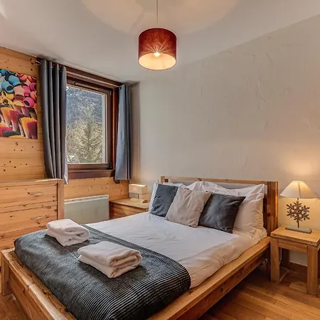 Le Paradis 2, Alpes Agency, Chamonix, Sleeps 4-5 *