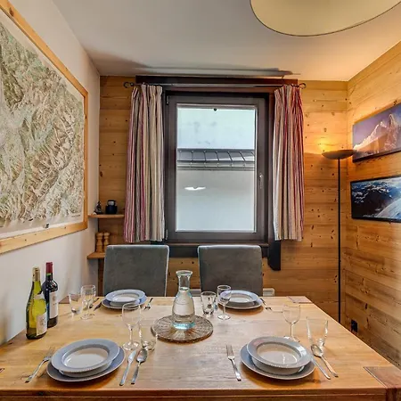 Le Paradis 2, Alpes Agency, Chamonix, Sleeps 4-5